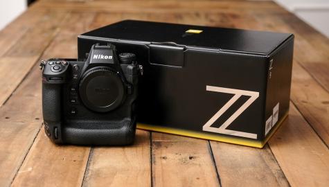 Canon EOS 5D Mark IV, Nikon Z 7II Mirror