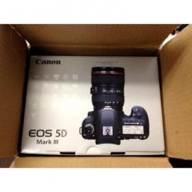 Canon EOS 5D Mark III DSLR Camera