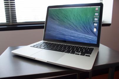 Apple MacBook Pro MLUQ2LL/A 13-inch Lapt