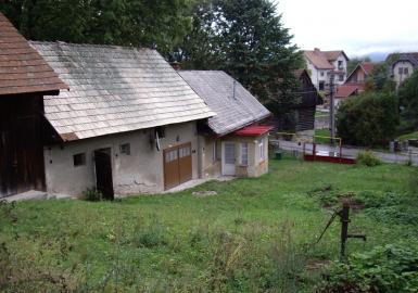 Predm dom v obci Dubov, pri Turiansky